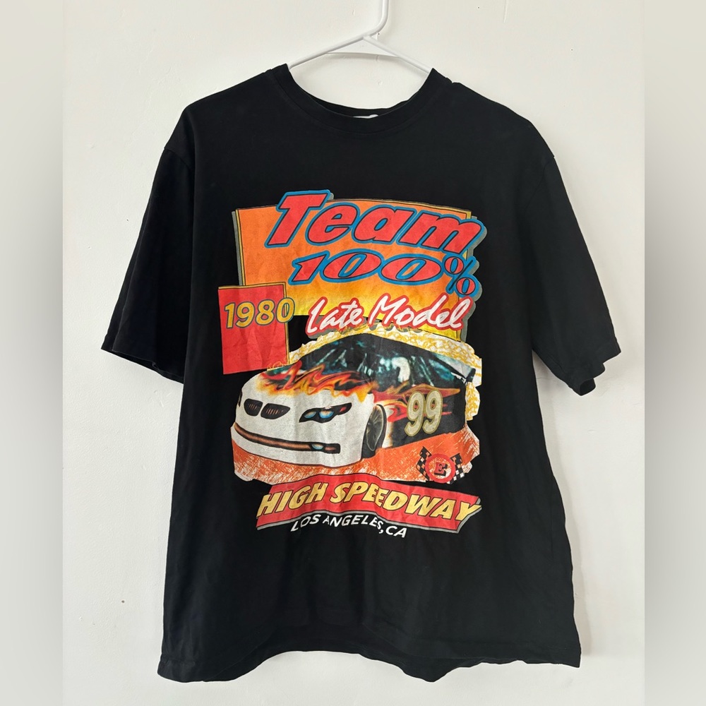 Adika tee